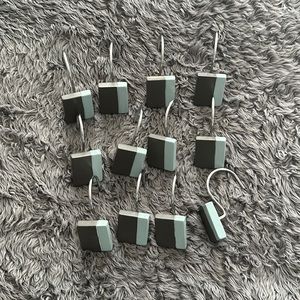 12 Pack of shower curtain hooks, brown and blue